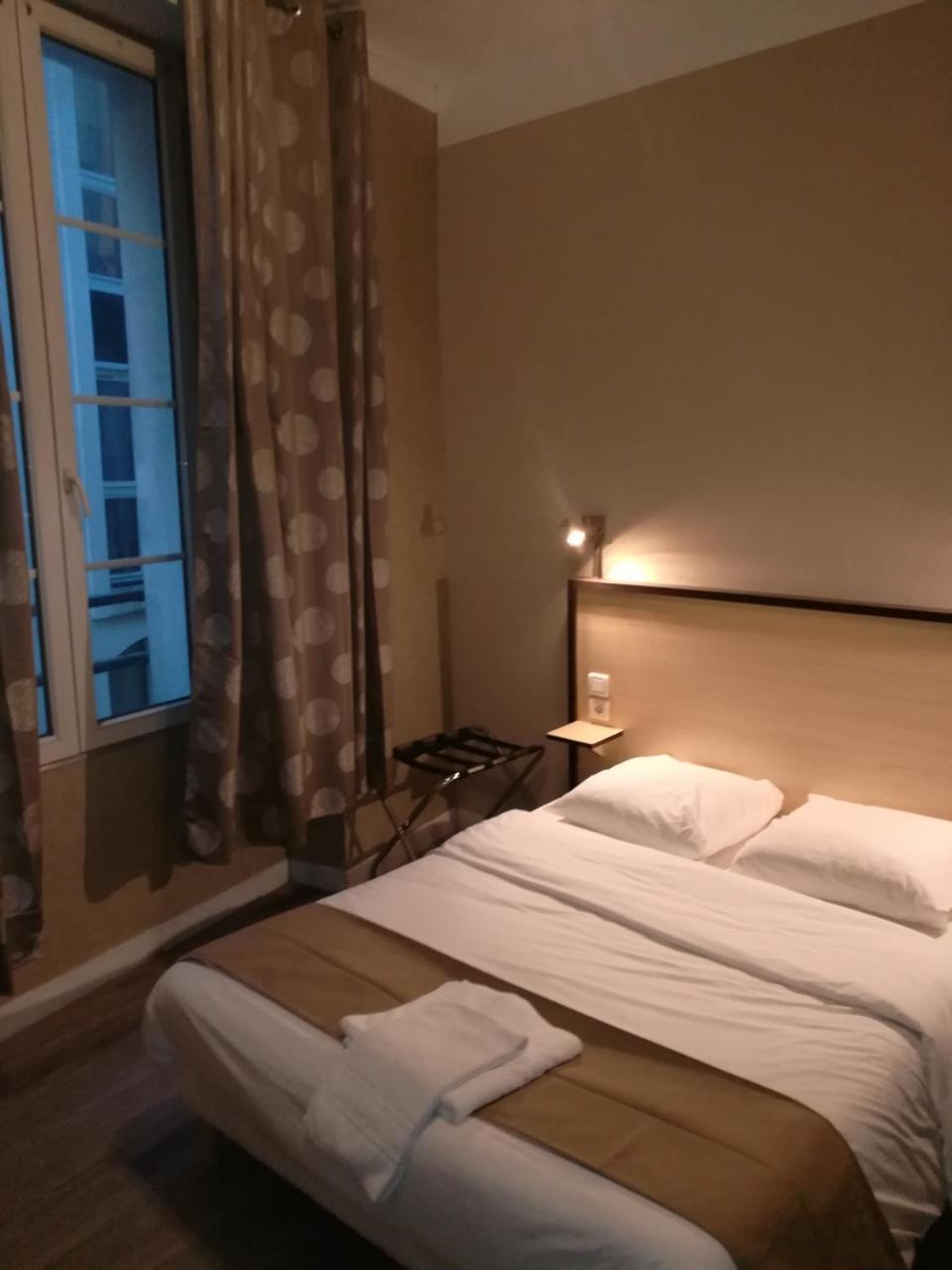 Hotel Renova Nantes Exterior photo